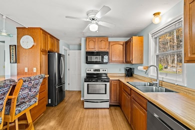 147 Weirs Blvd unit 5, Laconia, NH 03246 - photo 6