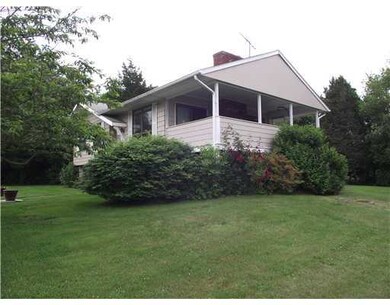 15 Lugger St, Jamestown, RI 02835 - photo 3