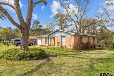 1603 1603 Buena Vista Dr, Tyler, TX 75701 - photo 2