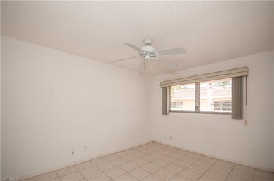 542 Broad Ave S unit 542, Naples, FL 34102 - photo 3