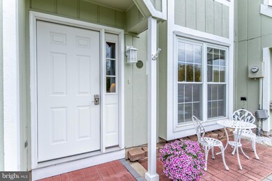 14 Pond View Dr, Plainsboro, NJ 08536 - photo 4