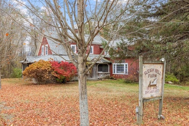 284 Twin Mountain Rd, Whitefield, NH 03598 - photo 2