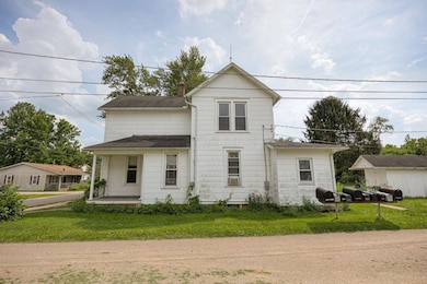 9189 Maple St SW, Stoutsville, OH 43154 - photo 2