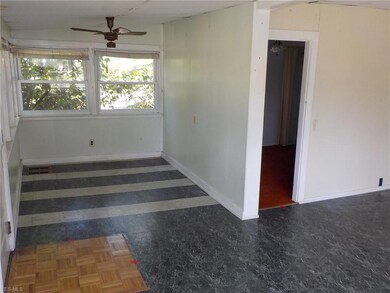 4381 E Lake Rd, Sheffield Lake, OH 44054 - photo 5