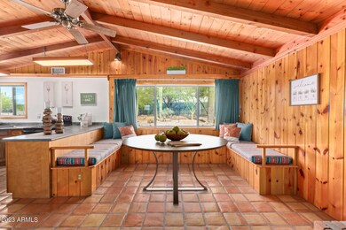 Built-In Banquet Seating
