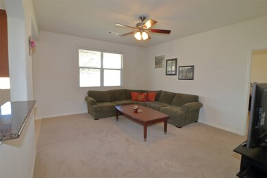12122 Mabel Ln, Pinehurst, TX 77362 - photo 3