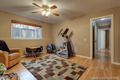 DOWN PLAYROOM (1)