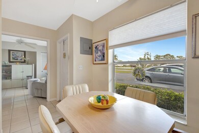 5200 Privet Place unit 322, Delray Beach, FL 33484 - photo 4