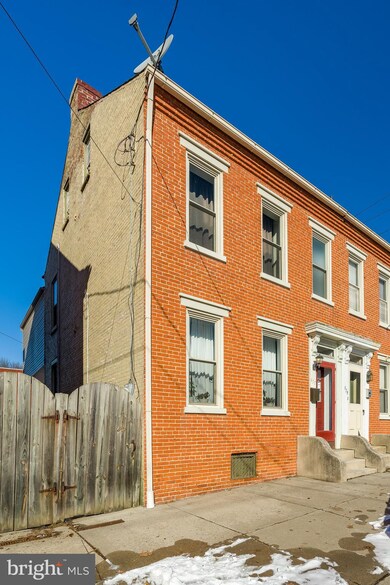 477 Walnut St, Columbia, PA 17512 - photo 3