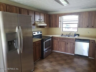 6958 Oriely Dr S, Jacksonville, FL 32210 - photo 2