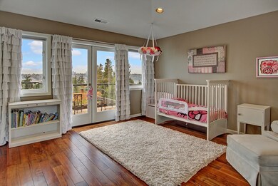 2455 65th Place SE, Mercer Island, WA 98040 - photo 4