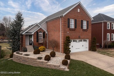 6412 Mossy Oaks Dr, Louisville, KY 40291 - photo 2