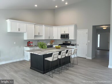 1002 Antonio Dr unit 47, Reading, PA 19605 - photo 3