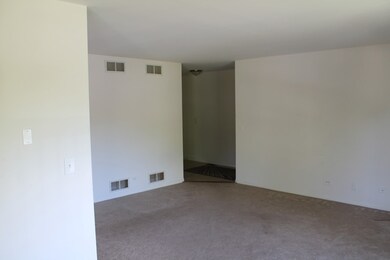 1800 W Highland Ave unit A, Elgin, IL 60123 - photo 5