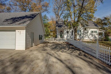 203 N Belleville St, Freeburg, IL 62243 - photo 7