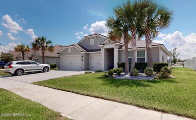 Ext Front b
