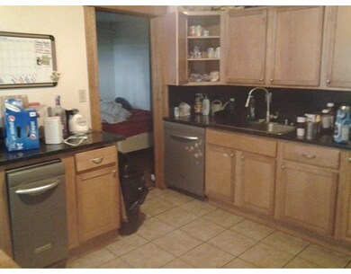 192 Beacon St, Worcester, MA 01610 - photo 3