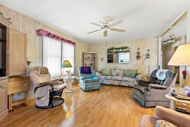 35121 Wagner Way, Zephyrhills, FL 33541 - photo 5