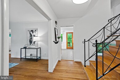 3515 Glenmoor Dr, Chevy Chase, MD 20815 - photo 4