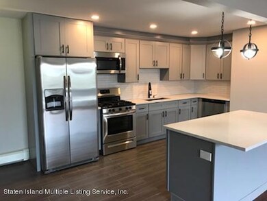 80A Daffodil Ln unit 118, Staten Island, NY 10314 - photo 6