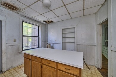 386 Riverway unit 4, Boston, MA 02115 - photo 5