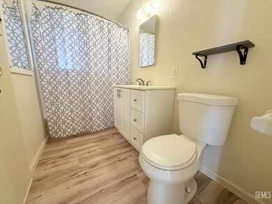 6512 Linda Ave, Lake Isabella, CA 93240 - photo 7