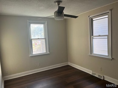 9604 Gentry Ave, Saint Louis, MO 63125 - photo 6