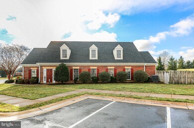 11206 Macon Dr, Fredericksburg, VA 22407 - photo 2