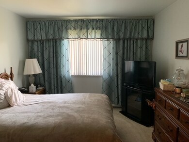 17975 Amherst Ct unit 103, Country Club Hills, IL 60478 - photo 2