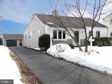 1045 Willow St, Southampton, PA 18966 - photo 2