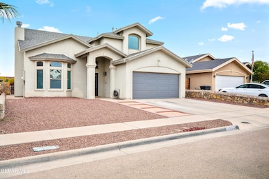 433 Claiborne St, Horizon City, TX 79928 - photo 2