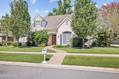 106 Ascot Ln-1