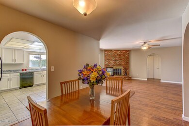 Bright & open floor plan