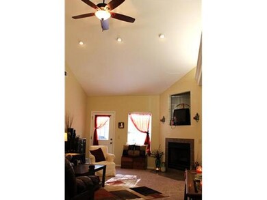 14 Salisbury Dr, Bella Vista, AR 72714 - photo 2