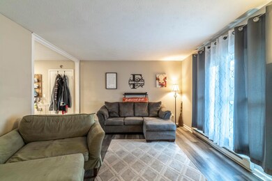 425 N Jackson St, Andrews, IN 46702 - photo 5