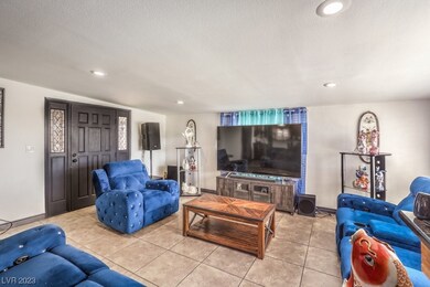 1563 Palma Vista Ave, Las Vegas, NV 89169 - photo 6