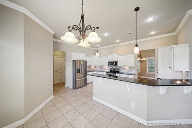 5718 Aspen, Bartlesville, OK 74006 - photo 7