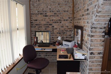 828 Citrus Dr, Alamo, TX 78516 - photo 6