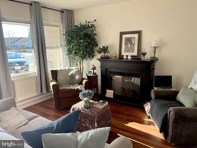 24 Farrington Ct, Southampton, NJ 08088 - photo 7