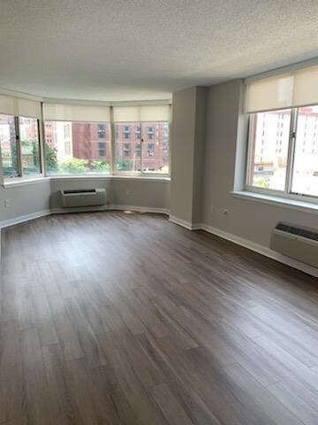 425 Washington Blvd unit 312, Jersey City, NJ 07310 - photo 7
