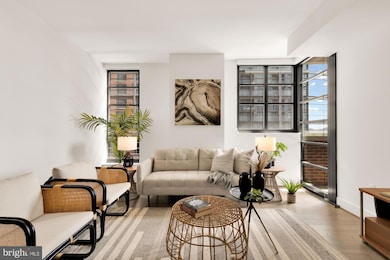 Vio unit 303, Washington, DC 20024 - photo 5