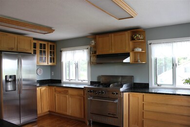 413 Skyline Dr, Pomfret, VT 05068 - photo 3