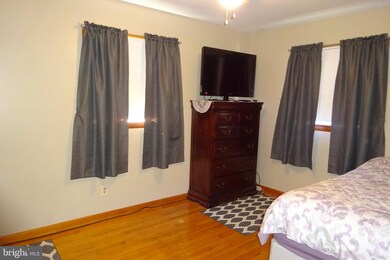 375 Wayburn St, Greencastle, PA 17225 - photo 7