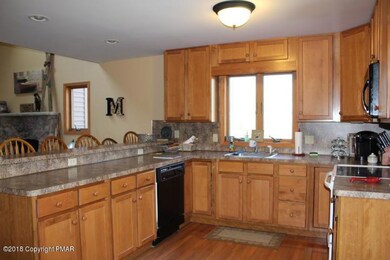 66 Honeysuckle Dr, Jim Thorpe, PA 18229 - photo 3