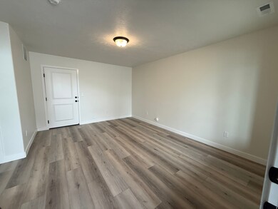 493 S 800 W unit 403, American Fork, UT 84003 - photo 4