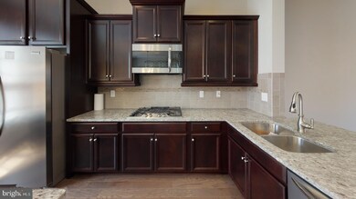 15621 Sunningdale Place, Upper Marlboro, MD 20774 - photo 3