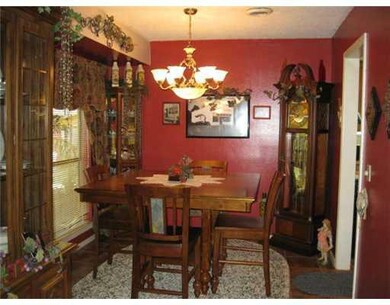 Dining Room. Not really formal, and so attractive