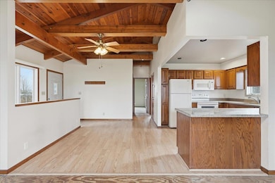 04-Dining & Kitchen.jpg