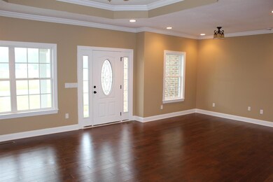 242 Creekwood Ln, Manchester, TN 37355 - photo 2