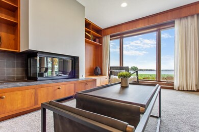 1123 South Shore Dr, Holland, 49423-16